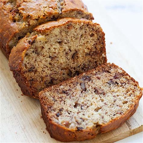 BANANA BREAD